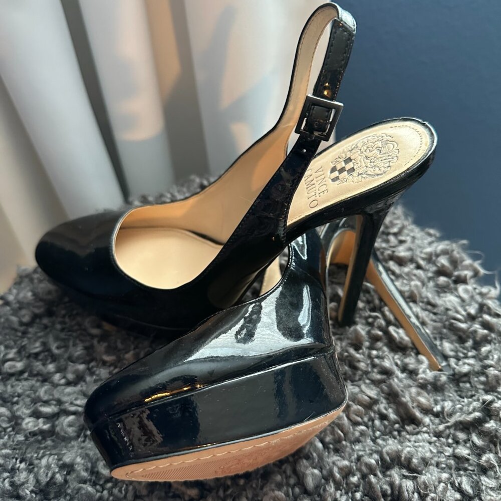 NWT: Vince Camuto Black Patent Leather Heels - s7